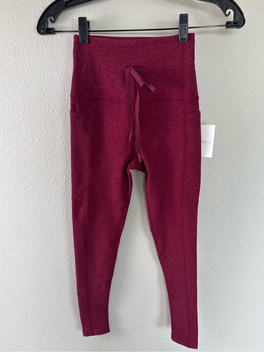 New Beyond Yoga NWT Spacedye Go Pocket Midi Legging Bordeaux Active Women Small